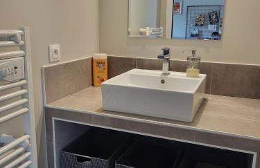 Genas Centre Bourg - La Villa et L’Atelier - Foto 40