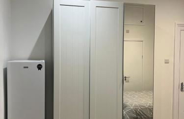 Great ground floor studio in ealing - Photo 3