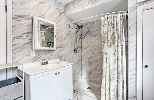 Large Greeley House with 2 Game Rooms and Yard! - Foto 24