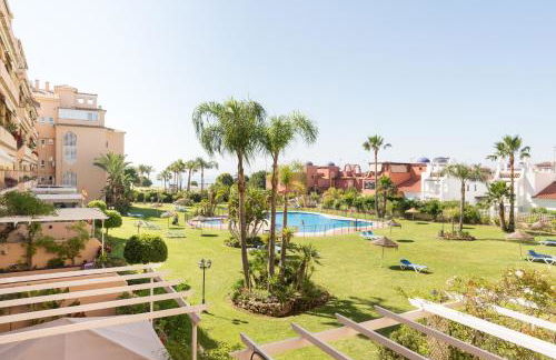 BOHO CHIC- Beachfront - Free bikes - Salt water pool - Foto 52