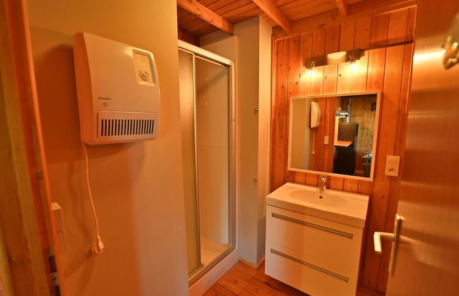 Chalet in Durbuy With Jacuzzi & Garden - Foto 15