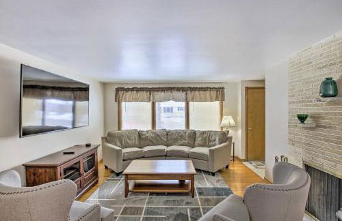 Green Bay Home 3 Blocks to Lambeau Field! - Foto 1