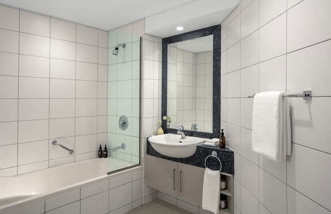 Staybridge Suites Dubai Financial Centre by IHG - Photo 37