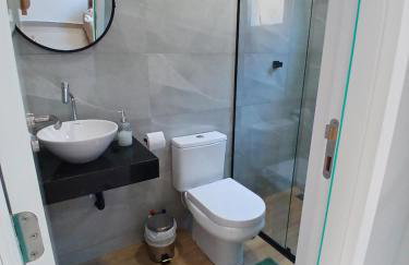 Casa c AR - condomínio prox ParkShopping Cpo Grande a 30 minutos do Recreio, c 2 TVs Smart de 50 e 43 polegadas-varanda privativa- cozinha completa e séries liberadas - CS4 - Photo 31