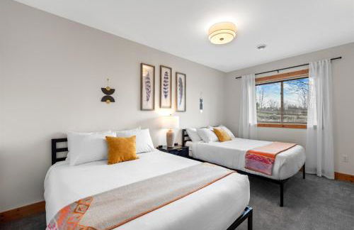 1-Mile to Road America, 2-Miles to Elkhart Lake - Foto 38