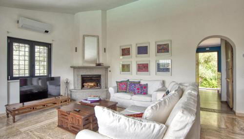 Gorgeous Home In Fonte Vivola With Wifi - Foto 3