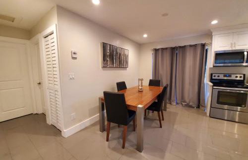 Lakefront Vacation Home - Sleeps 8 - Foto 11