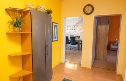 Fewo Art City-Studio Kassel 2, groß, modern, citynah, 3 Schlafzimmer, 2 Bäder, kostenfreie Parkplätze, 2 Süd-Balkons, Herkulesblick - Foto 11