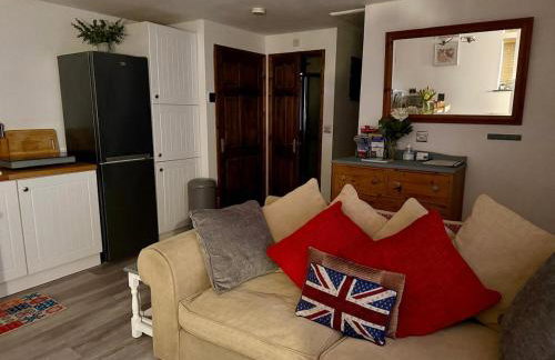 St Catherines, Winterborne Lodge - Photo 30