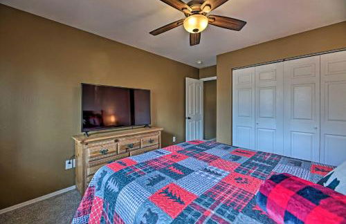 Near Woodland Lake Park Cabin with Serene Deck! - Foto 22