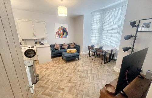 Merton Place, Southsea apartment with parking - Photo 19