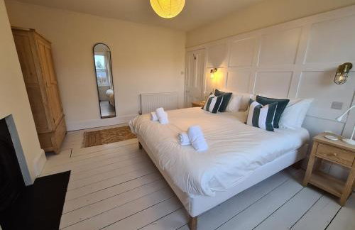 The Shrubbery-Superb Modern home-6 beds-sleeps 11 - Foto 16