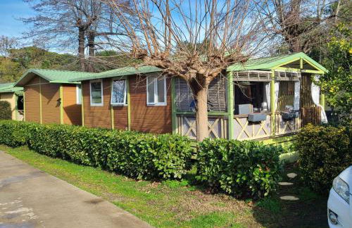 Chalet en bois climatisé À 300 m de la plage Marina di Sorbo 6 personnes - Foto 1