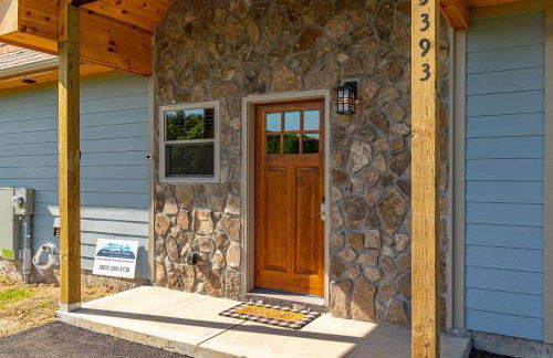 Happy Hideout, country livin with great mountain views, hot tub, arcades, fire pit, pets ok with fee - Foto 21