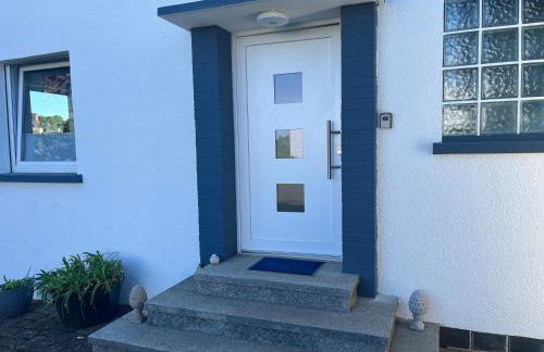 SUNRISE mit großer Terrasse und Weitblick - Photo 11