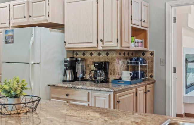 The Boulder Inn by Avantstay Indoor Hot Tub, Game Room, Outdoor Fire Pit - Foto 15