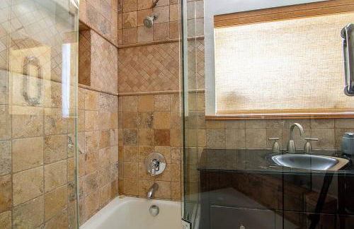 3-Bedroom Sherman Oaks House Near Universal Studios - Foto 21