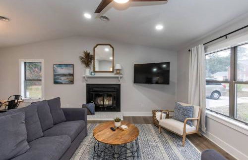 Island Joy - Newly Renovated/Walk to the Beach! - Foto 16