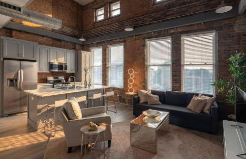 BUBBLES FANTASY SUITE Explore OTR and Rhinegeist - Foto 3