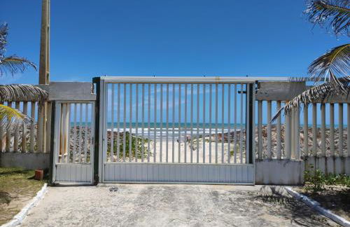 Casa de praia condomínio fechado, frente para o mar - Foto 25