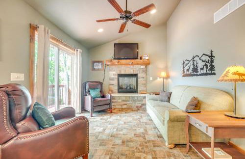 Pet-Friendly Wisconsin Cabin on Lake with Fire Pit! - Foto 8