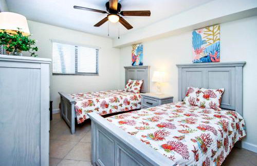 Sanibel Island Condo With All Of The Amenities 2C2 - Photo 14