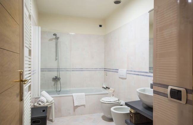 Piazza Paradiso Accomodation - Foto 15