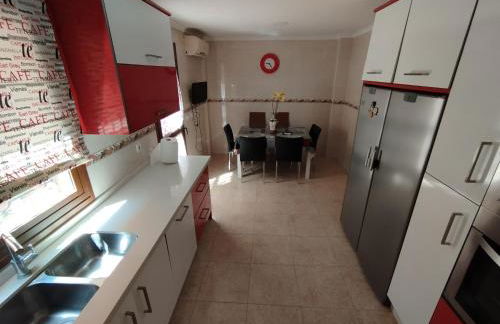 Adosado Centro Urbano 3 Dorm Patio Terraza Wi-fi Puente Genil 1-6 Huésped - Foto 29