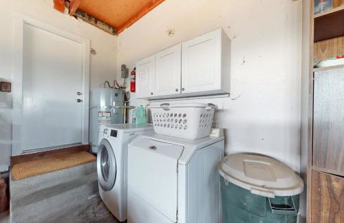 Hilltop Sierra-View Home Ranchito Retreat with Pool - Foto 22