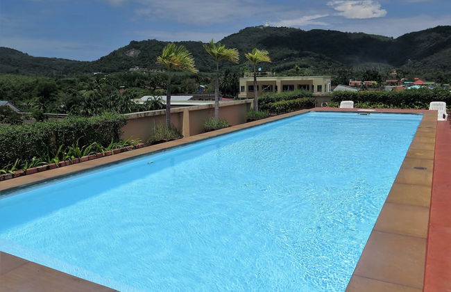 Chaofa West Suites - Photo 1