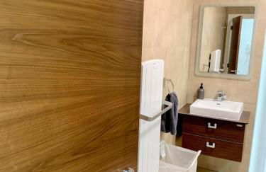 Ibiza Royale -Sleeps 6-Free Parking -Wi-Fi - Foto 18