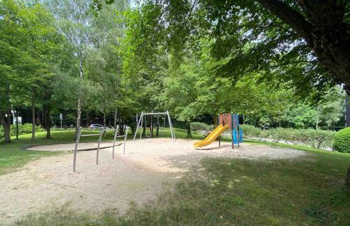 Skyline Appartement mit Pool and Netflix - Foto 29