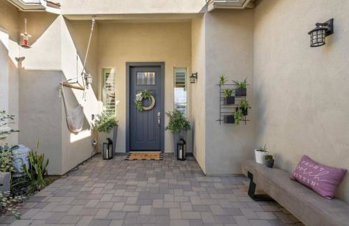 Elegant Phoenix Getaway w Pool and Spa Heating - Foto 26