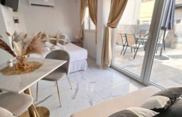 URBAN Estudio elegante con terraza - Photo 1