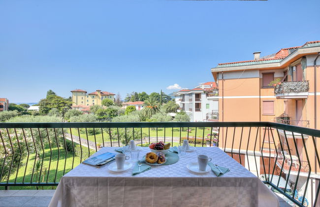 Casa Pepe -private Terrace 100m Near Lake - Foto 1