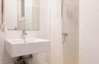 Homenfun Barcelona Park Güell - Photo 18