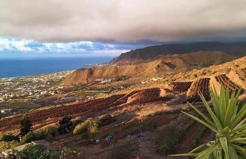 Rural escape w/stunning views, jacuzzi and sauna - Foto 11