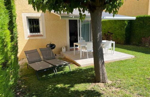 Villa en Provence 2 T3 jardin clos et SPA - Foto 18