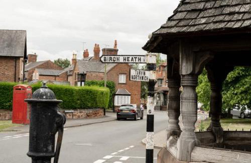 Charming Cottage close to Chester Garden Parking - Photo 29