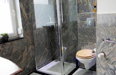 Travelers Home - Foto 30