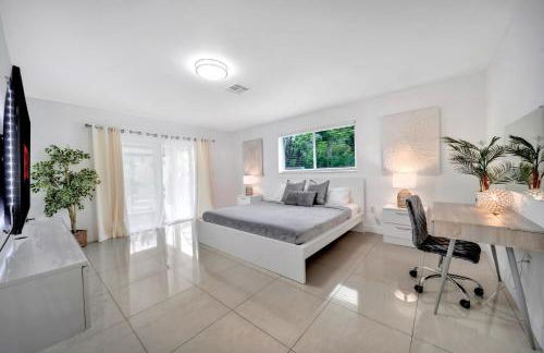 Two Neighboring Villas in The Heart of Miami - Foto 21