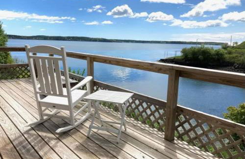 Shackford Cove Cottage - Photo 1