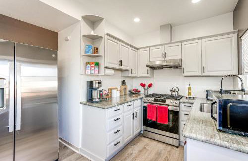 Walk to Crab Cove Beach Alameda Home with Game Room - Foto 10