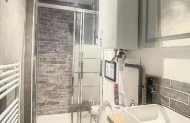 STUDIO COSY HYPER CENTRE GARE AMIENS WIFI NETFLIX 2 PERS - Foto 11