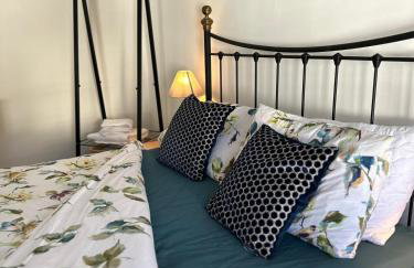 Beer Bakery Cottages - Charming Cottage Retreat - 2 mins from Beach with Car Parking space - Foto 18