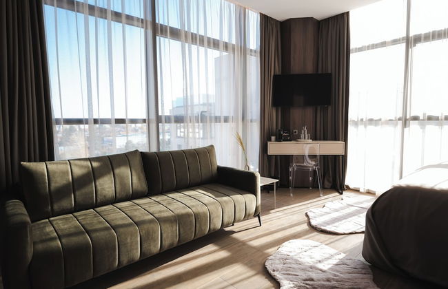 DISTRICT boutique - Photo 35