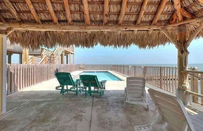 Waterfront, Shared Boat Dock & Pool w/ Views Ariels Grotto by Avantstay - Foto 33