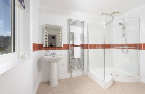 Waterfront House - Photo 28