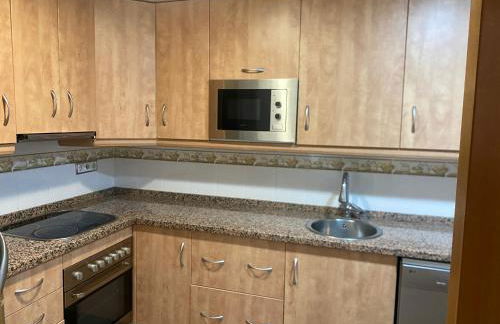 Moderno adosado junto al POLIDEPORTIVO de NUCIA - Foto 6