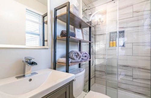 Fully stocked and spacious 2 Master Bdms, 2 min to medical district, LOCATION, COMFORT, LUXURY - Foto 24